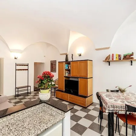 Apartment Casa Penelope Finalborgo *